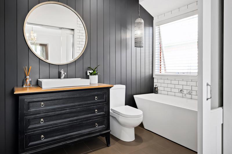 Bathroom detail